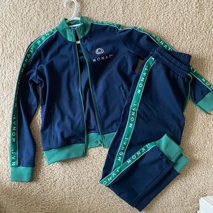 Monat Gear Track Set